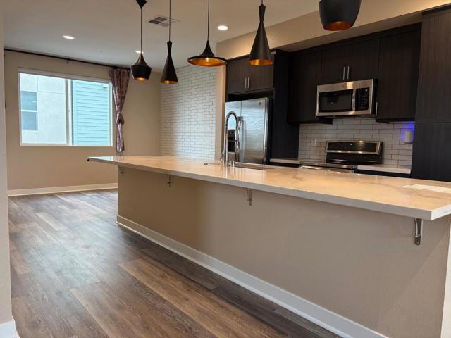 312 Bridgewater Way, Gardena CA: https://media.crmls.org/mediaz/a4e75a81-9f12-4a47-9fa4-ec3098474873.jpg
