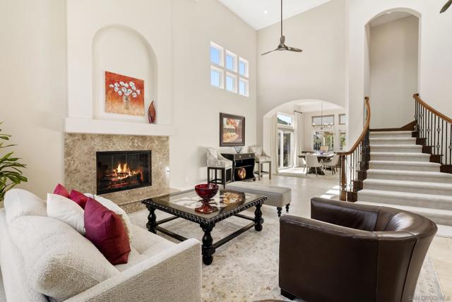 Image 5 of 61 For 18658 Locksley St