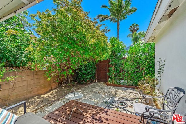 340 Rennie Avenue photo 33