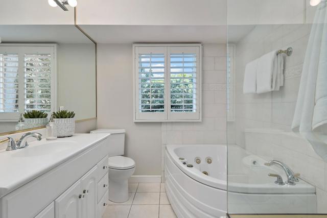 1715 Forest View Avenue, Hillsborough CA: https://media.crmls.org/mediaz/a4ea9f16-a5cd-4c5d-b192-875d63fada7c.jpg