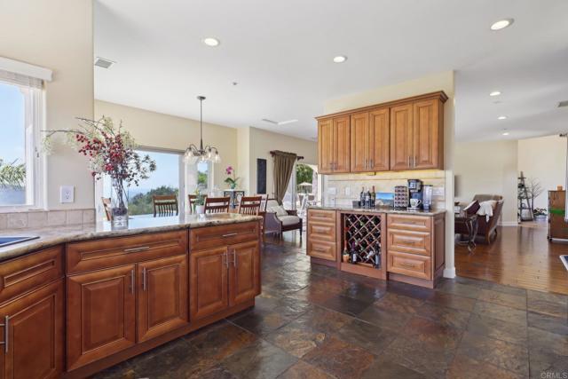944 Rainbow Crest Road, Fallbrook CA: https://media.crmls.org/mediaz/a4eb7df4-a53a-4f34-8f9a-4908fe8fdf48.jpg