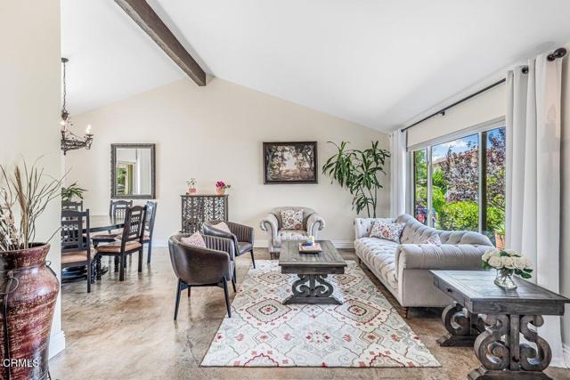 2458 Brookhill Drive, Camarillo CA: https://media.crmls.org/mediaz/a4ecc964-f6d4-406d-ba40-e620dc946a04.jpg