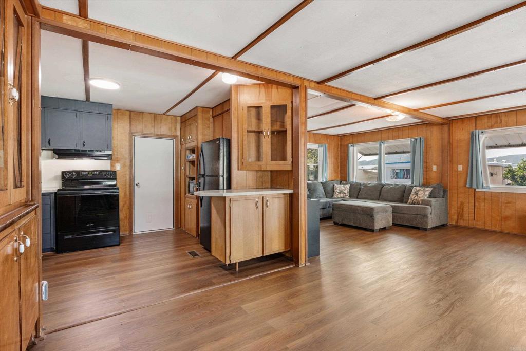 1515 Capalina Road - photo 6