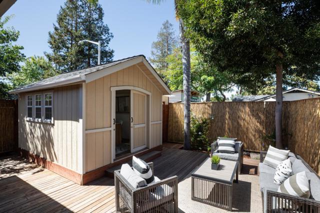 360 Fernando Avenue, Palo Alto CA: https://media.crmls.org/mediaz/a4ed4665-db2e-4ce6-ab9d-0eaabb056bba.jpg