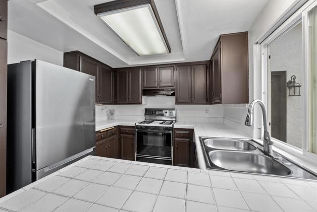 1220 Hoover Street, Escondido CA: https://media.crmls.org/mediaz/a4ed46da-dffb-47e0-b53c-32f5f2fb3721.jpg