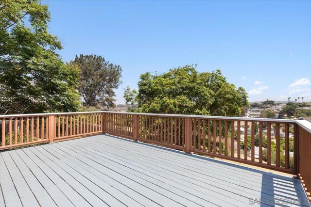 2035 Paradise St, San Diego CA: https://media.crmls.org/mediaz/a4ee235e-ac62-4742-83a0-54e724c5dfd2.jpg