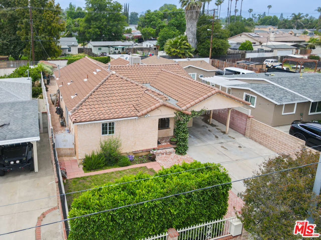 8371 Tampa Avenue photo 5