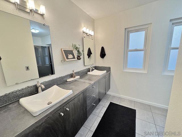 2953 Old Bridgeport Way, San Diego CA: https://media.crmls.org/mediaz/a4eeb92b-b40e-402f-aae4-4f3f66e341b4.jpg