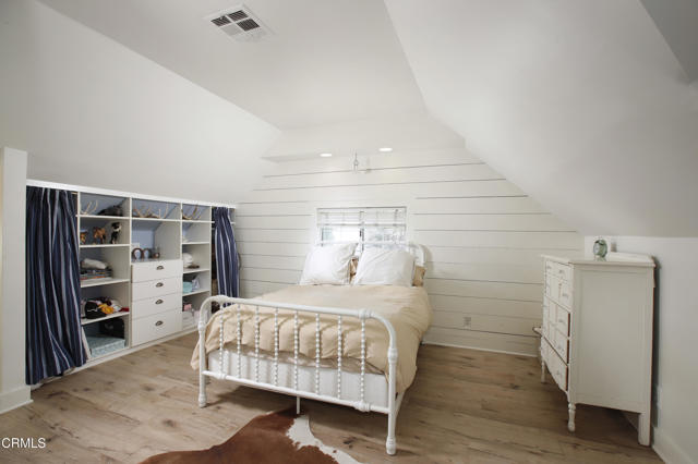 662 S El Molino Avenue, Pasadena CA: https://media.crmls.org/mediaz/a4eec073-beff-40a6-ba6f-aa24021c9cd8.jpg