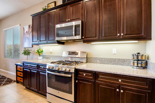 Image 11 of 54 For 85071 Stazzano Place