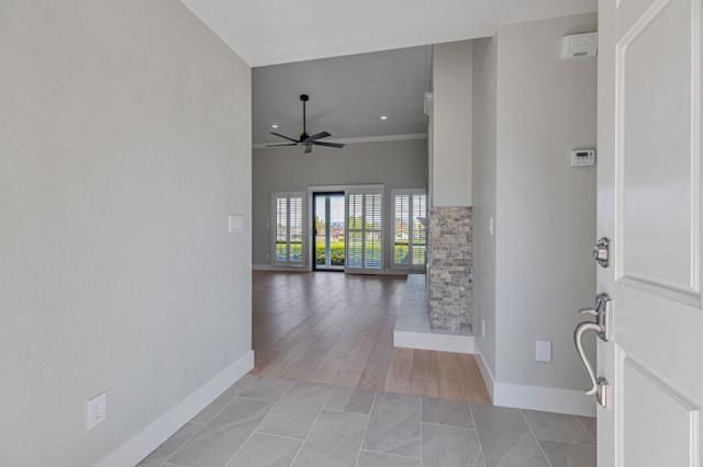 700 Duffin Drive, Hollister CA: https://media.crmls.org/mediaz/a4f132f8-51f5-4260-a6f3-ab3746b30dd3.jpg