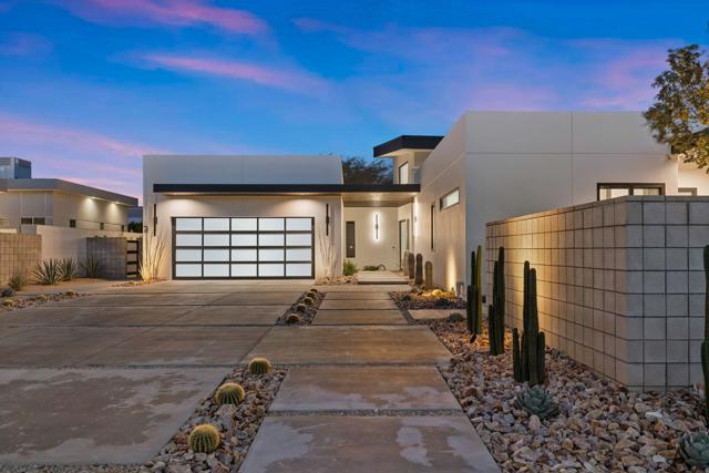 3 Siena Vista Court, Rancho Mirage CA: https://media.crmls.org/mediaz/a4f1e478-8462-4026-bdb0-64a4a72d80c1.jpg