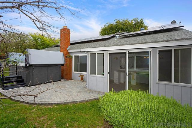 13612 El Mar Ave, Poway CA: https://media.crmls.org/mediaz/a4f2207a-c7d5-4d34-930b-5882f602275e.jpg