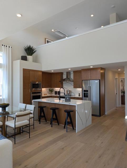 11050 Maple Place, Saratoga CA: https://media.crmls.org/mediaz/a4f252da-407e-4f96-98ee-33cccd45ada0.jpg