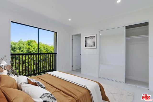 23471 Park Sorrento, Calabasas CA: https://media.crmls.org/mediaz/a4f25824-ab61-4038-9cd6-4a92f614ce0e.jpg