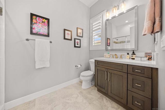 6183 Summit Crest Circle, San Diego CA: https://media.crmls.org/mediaz/a4f4025f-4927-4fa3-9d5f-5b01b4ec69fb.jpg