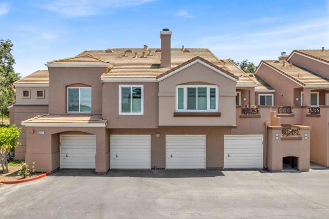 6901 Rodling Drive, San Jose CA: https://media.crmls.org/mediaz/a4f4887c-150a-41b4-9b1a-9a28b3d91458.jpg
