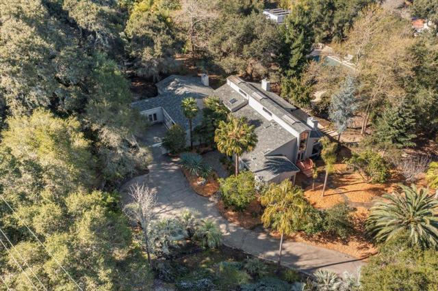 28140 Story Hill Lane, Los Altos Hills CA: https://media.crmls.org/mediaz/a4f64466-681b-4483-8047-751754e80996.jpg