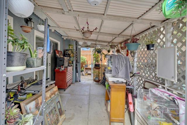 981 Marne Drive, Hollister CA: https://media.crmls.org/mediaz/a4f673ba-f36f-481e-b2a1-3cb69c3863ef.jpg