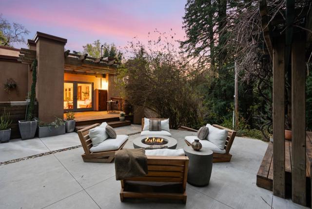 23185 Old Santa Cruz Highway, Los Gatos CA: https://media.crmls.org/mediaz/a4f6d330-dc3d-491d-9d97-c6d246f7856f.jpg