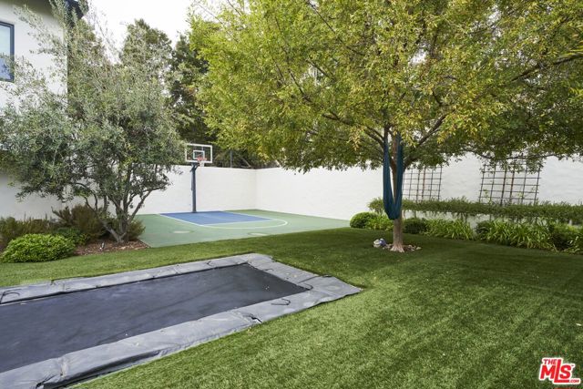 Drew Fenton | 879 Muskingum Avenue Pacific Palisades CA | MLS: 7240221 Drew Fenton | 879 Muskingum Avenue Pacific Palisades CA | MLS: 7240221