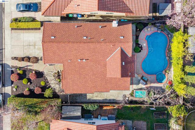 Image 5 of 60 For 280 Summerford Cir