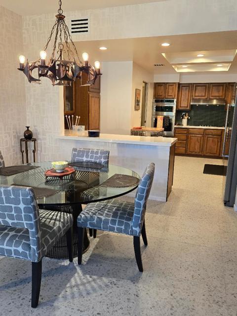 910 Island Drive, Rancho Mirage CA: https://media.crmls.org/mediaz/a4f81f4d-5ee9-4500-b350-1893531d4006.jpg