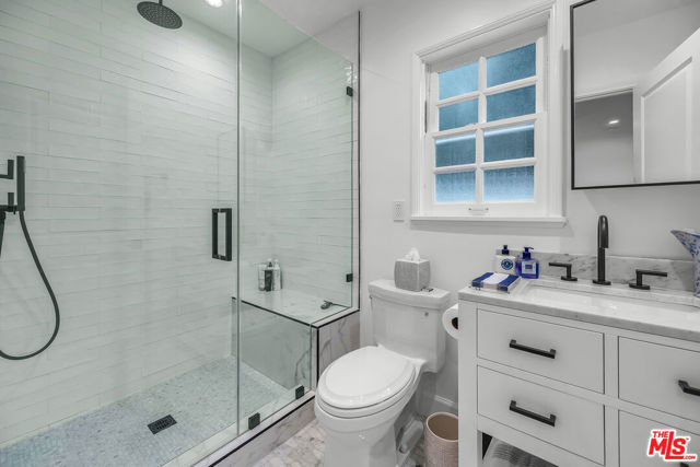751 Westholme Avenue, Los Angeles CA: https://media.crmls.org/mediaz/a4f832ea-4878-4aaa-9d04-771b40ae561d.jpg