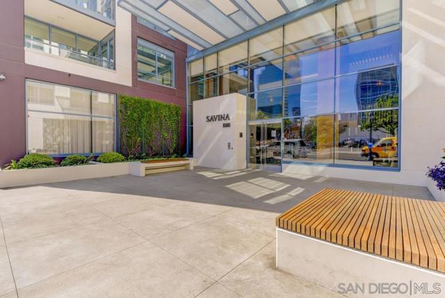 1388 Kettner Blvd, San Diego CA: https://media.crmls.org/mediaz/a4f8c918-9d61-4e9e-91af-32b70787471d.jpg