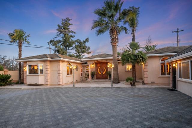 1181 Virginia Avenue, Campbell CA: https://media.crmls.org/mediaz/a4f8d7c2-af5d-470f-be24-063b6757dedc.jpg