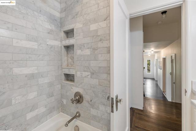 279 Pomona Street, Crockett CA: https://media.crmls.org/mediaz/a4fb460e-1d8c-4abe-b1df-ec289573b9dc.jpg