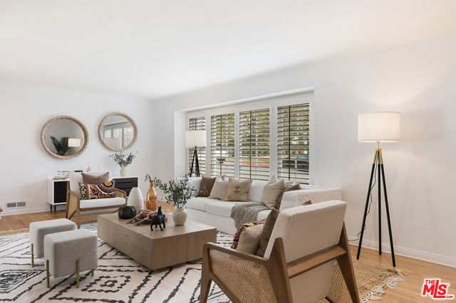 Drew Fenton | 157 N Woodburn Drive Los Angeles CA | MLS: 7226976