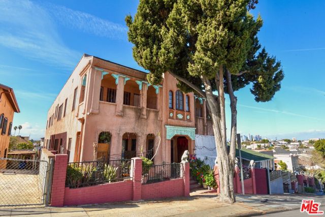 3160 Fairmount Street, Los Angeles CA: https://media.crmls.org/mediaz/a4fd3d91-3363-4bab-bb1f-1347a9397ade.jpg