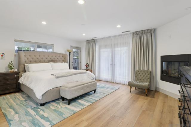 Image 44 of 73 For 43 Corte Maria Ave