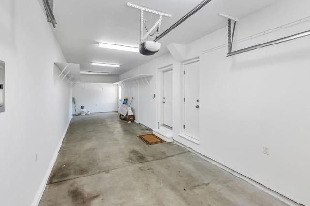 221 Creekside Village Drive, Los Gatos CA: https://media.crmls.org/mediaz/a4fea823-b337-40d1-9133-d62cb408eed7.jpg