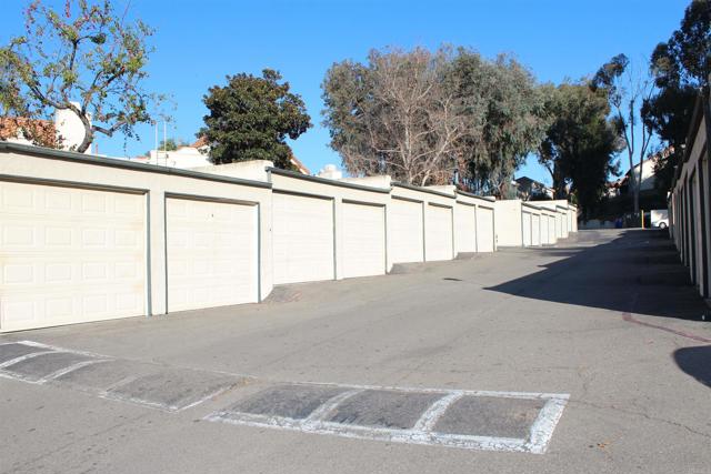 Home for Sale in Vista
