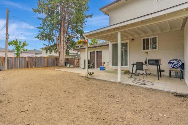 10357 Greenwood Court, Cupertino CA: https://media.crmls.org/mediaz/a5026bc9-fc92-4a0f-a4d1-4cf0cd35c988.jpg