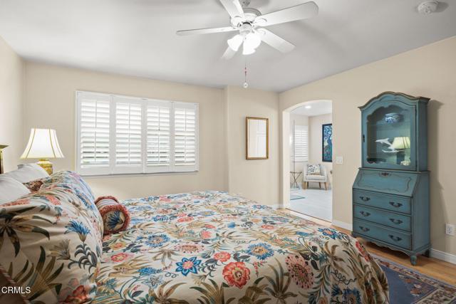 985 Corte Augusta, Camarillo CA: https://media.crmls.org/mediaz/a503df7b-256d-45f3-ad80-51c1ab1544c0.jpg