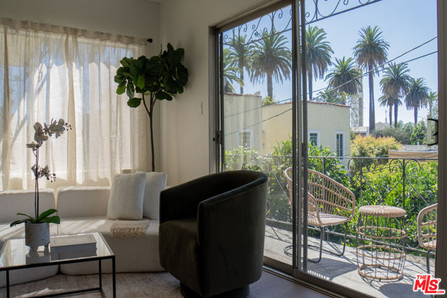 4579 Ambrose Avenue, Los Angeles CA: https://media.crmls.org/mediaz/a5043bf1-15f6-4839-a2fd-763b4f79d898.jpg