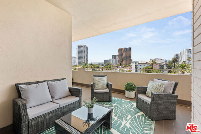 1333 S Beverly Glen Boulevard, Los Angeles CA: https://media.crmls.org/mediaz/a5049a1d-c924-459f-a33e-0e778060ebc6.jpg
