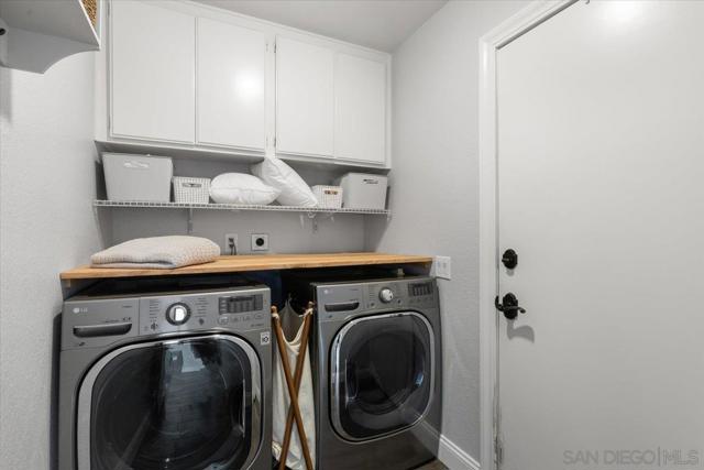 16263 Via Embeleso, San Diego CA: https://media.crmls.org/mediaz/a50532a1-91d3-4e36-97f8-d88d88278b97.jpg