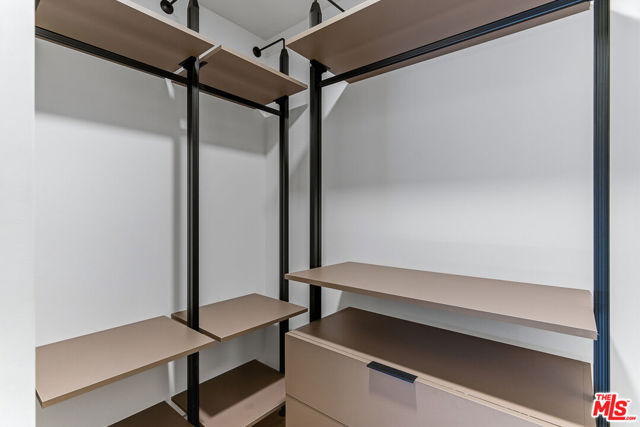 10601 Washington Boulevard, Culver City CA: https://media.crmls.org/mediaz/a5059fac-b687-4ece-9eb9-fbdc10f348ff.jpg