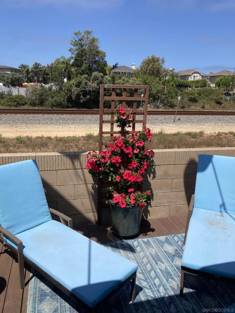 7217 San Luis St, Carlsbad CA: https://media.crmls.org/mediaz/a5060c95-869e-4e51-9c39-ecbb6957b6c9.jpg