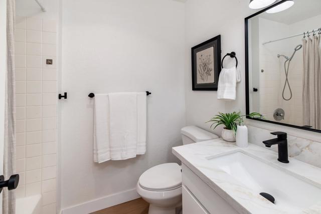 Detail Gallery Image 24 of 47 For 4085 Crystal Dawn Ln #201,  San Diego,  CA 92122 - 2 Beds | 2 Baths