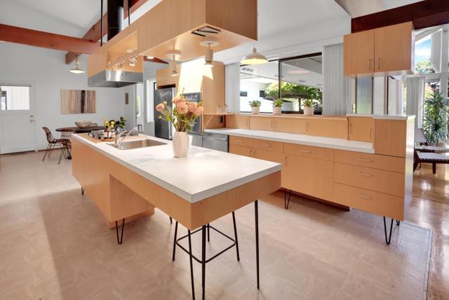 631 Park Way, Santa Cruz CA: https://media.crmls.org/mediaz/a5066eef-2068-4ed4-bae8-21e34b55ea0f.jpg