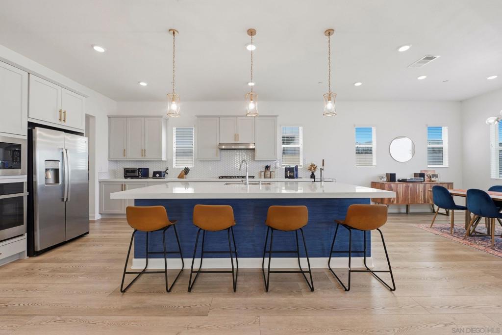 305 Creekview Ct - photo 10