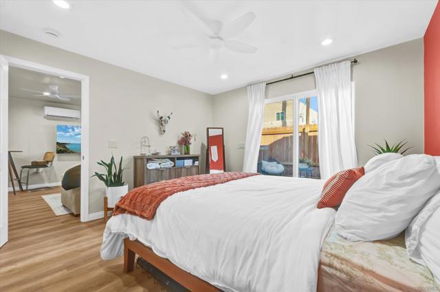 4927 Ellenwood Drive, Los Angeles CA: https://media.crmls.org/mediaz/a507f9c7-0679-47d7-88a9-a335f8b8bf1c.jpg