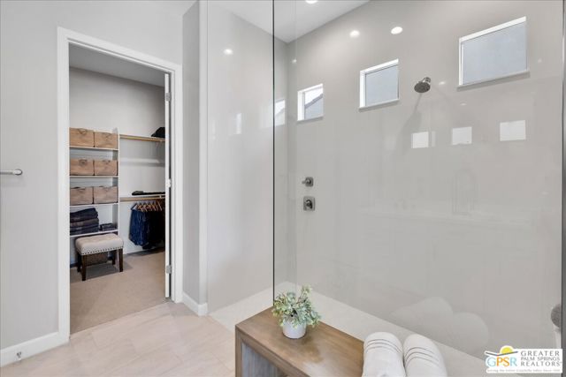 61 Zinfandel, Rancho Mirage CA: https://media.crmls.org/mediaz/a50885da-1a12-43d3-a1ba-6d31ec4faccf.jpg