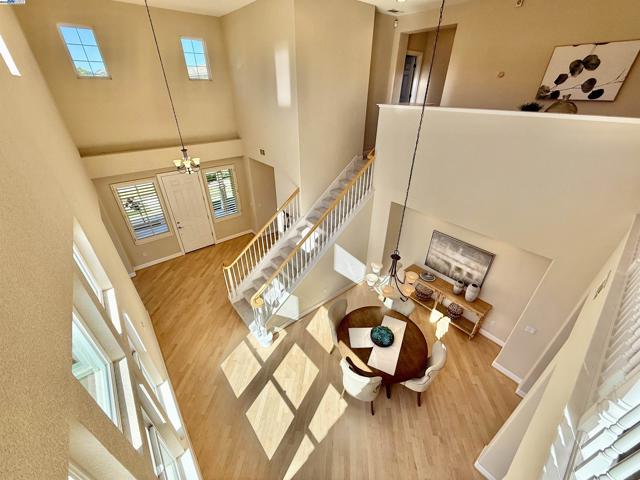 752 Barleta Ln, Livermore CA: https://media.crmls.org/mediaz/a50a1eb8-78d7-4970-aec1-1ea6150aa987.jpg