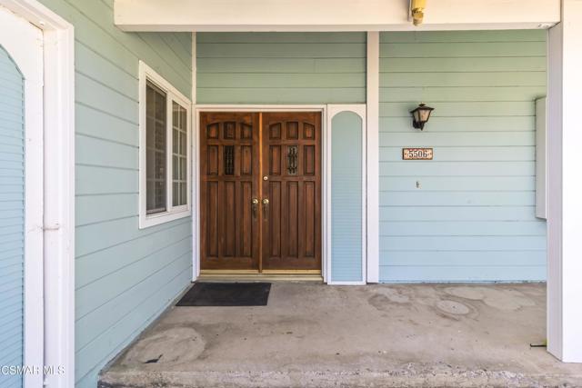 5506 Aurelia Street, Simi Valley CA: https://media.crmls.org/mediaz/a50a9abf-9eca-4caf-9857-5394a96423ee.jpg